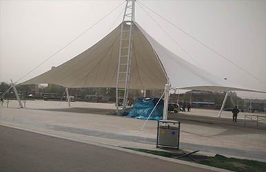 營口廣場(chǎng)